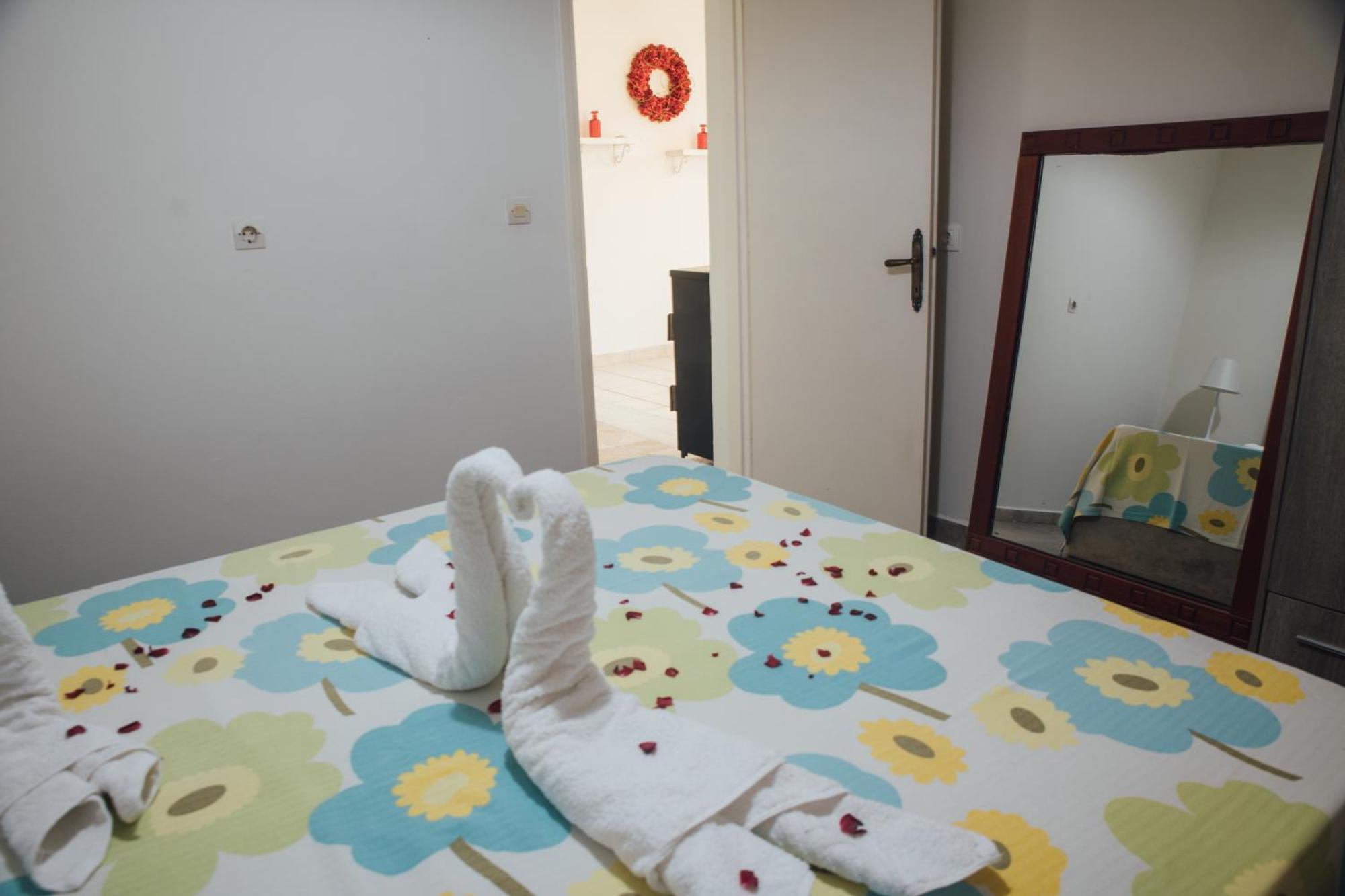 Appartement Tsirigotis House *