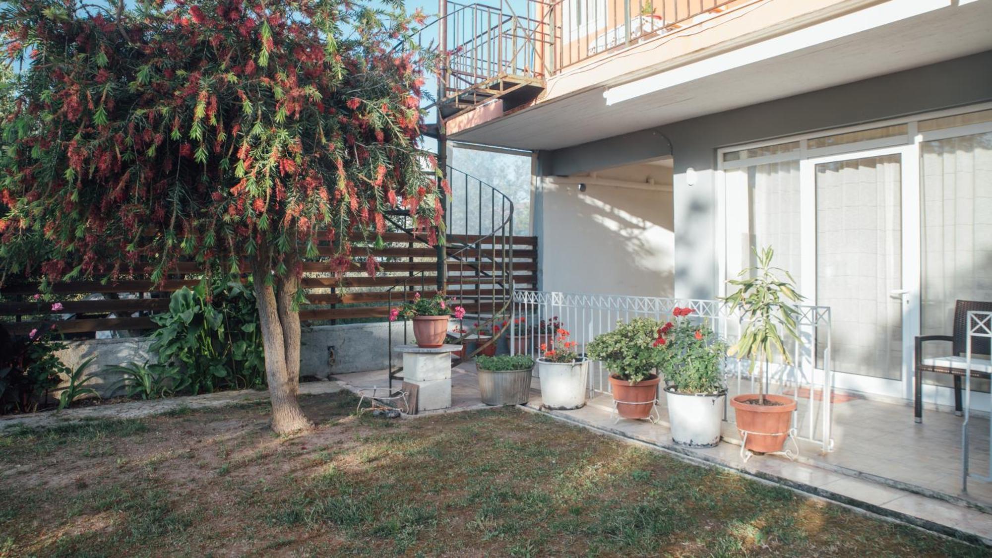 Apartament Tsirigotis House